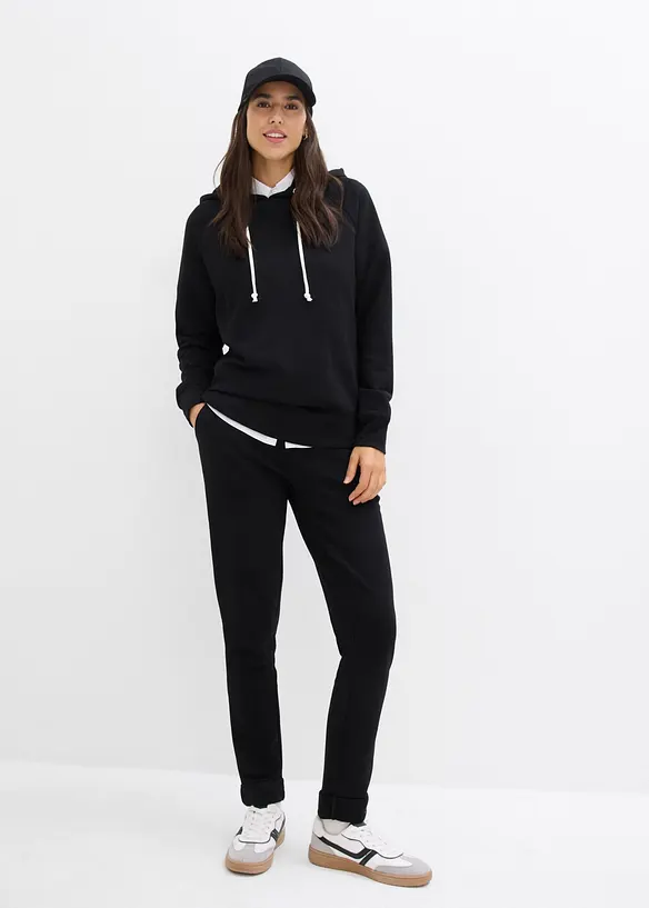 Hoodie mit Kapuze in schwarz im Look von vorne (Totalaufnahme) - bonprix Hoodie mit Kapuze in schwarz im Look von vorne (Totalaufnahme) - bonprix