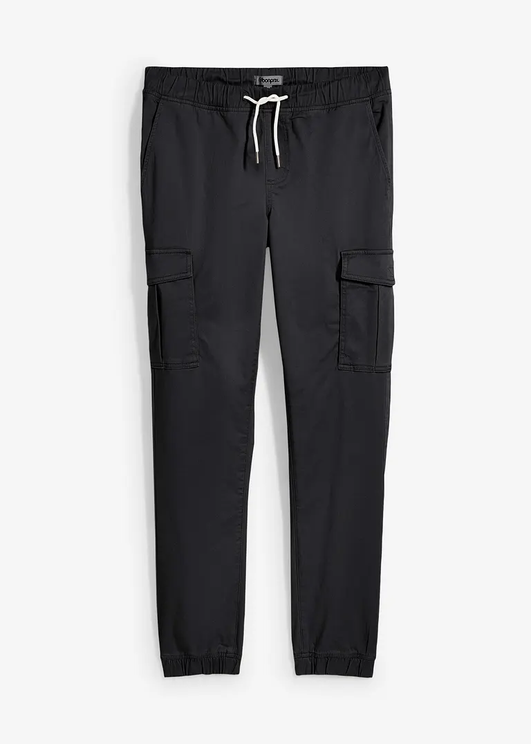 Slim Fit Stretch-Schlupfhose mit Cargotaschen, Straight in schwarz von vorne - bonprix Slim Fit Stretch-Schlupfhose mit Cargotaschen, Straight in schwarz von vorne - bonprix