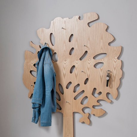 Wohnen - Garderobe im Baum Design - Esche