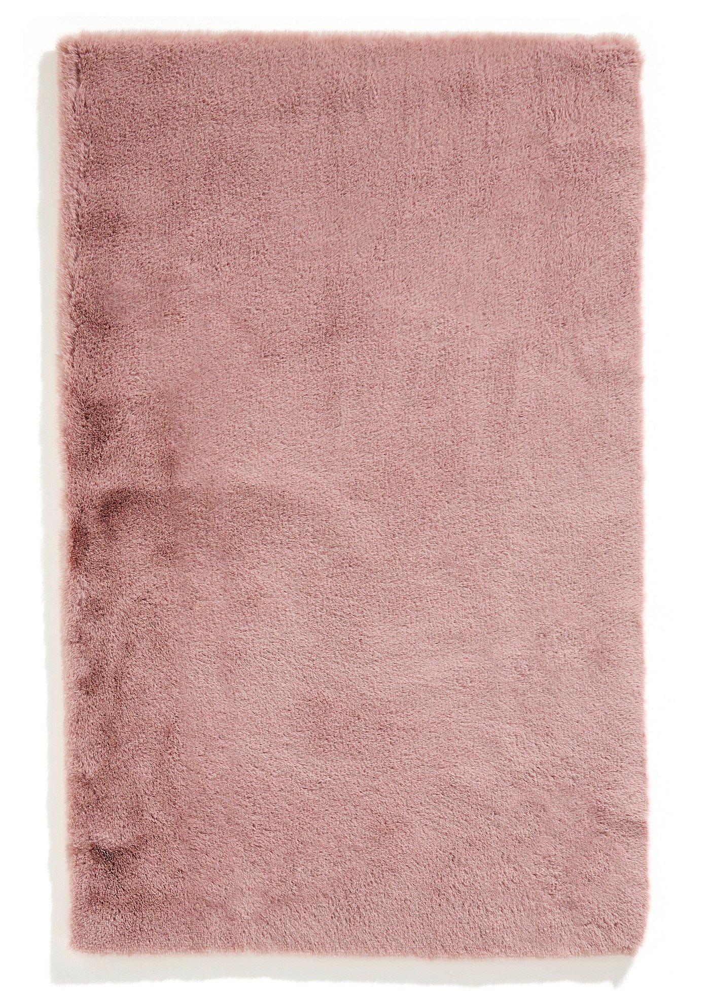 Badematte in dezenten Farben sorgt für mehr Gemütlichkeit im Bad - rosé