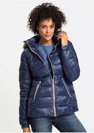 Winterjacke mit Kapuze in blau von vorne (im Anschnitt) - bonprix