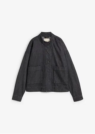Oversized Jeansjacke mit Cargodetails in schwarz von vorne - bonprix