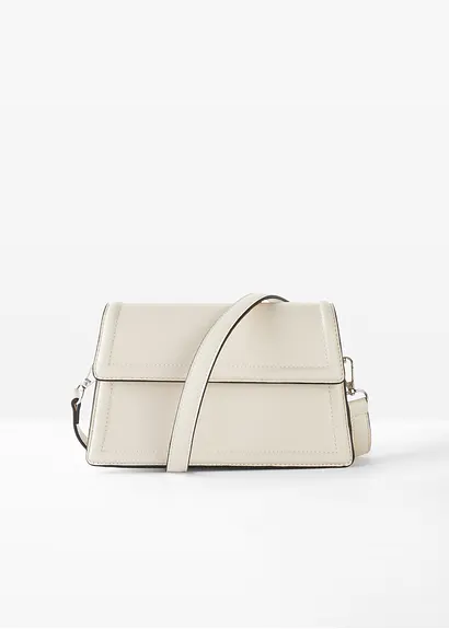 Handtasche mit austauschbarem Taschengurt in beige von vorne - bonprix