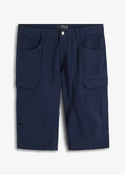 Seersucker Cargo-Bermuda in blau von vorne - bpc selection