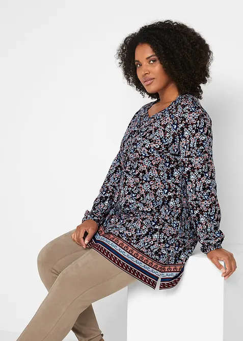 Shirt-Tunika aus Baumwoll-Viskose-Mix in blau von vorne (im Anschnitt) - bonprix