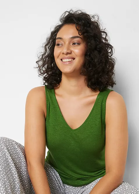 Tanktop aus reinem Leinen in grün von vorne (im Anschnitt) - bonprix