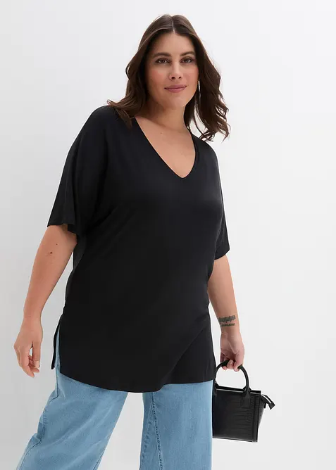 Long-Shirt aus nachhaltigem Viskose-Mix in schwarz von vorne (im Anschnitt) - bonprix