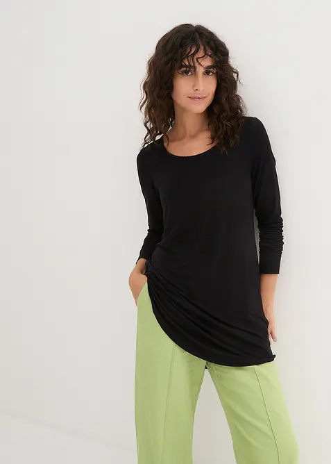Viskose Longshirt, Langarm in schwarz von vorne (im Anschnitt) - bonprix
