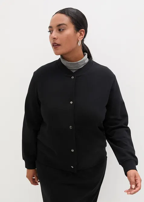 Sweatjacke mit Knopfleiste in schwarz von vorne (im Anschnitt) - bonprix