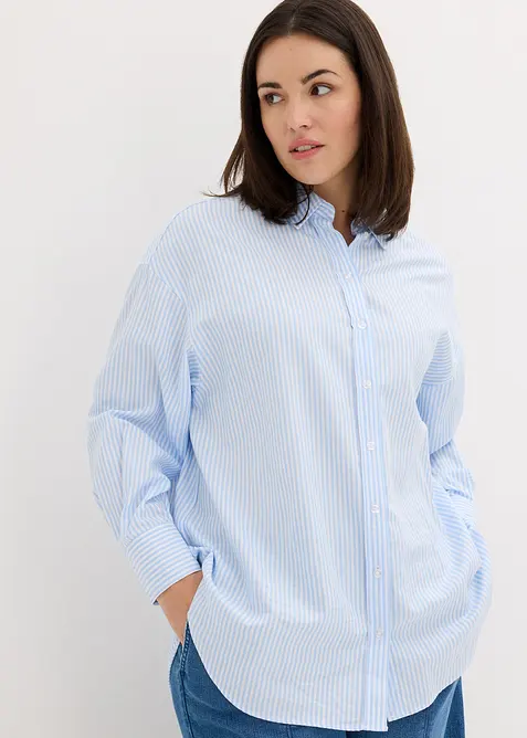 Hemdbluse aus reiner Baumwolle in blau von vorne (im Anschnitt) - bonprix