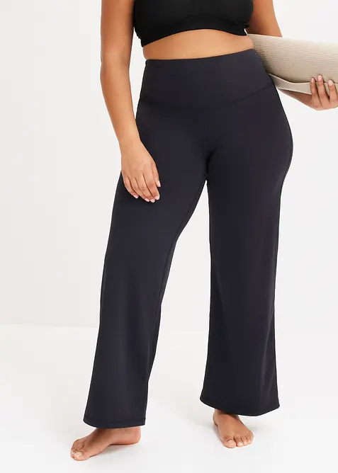 Komfort-Sport-Leggings, gerades Bein, schnelltrocknend in schwarz von vorne - bonprix