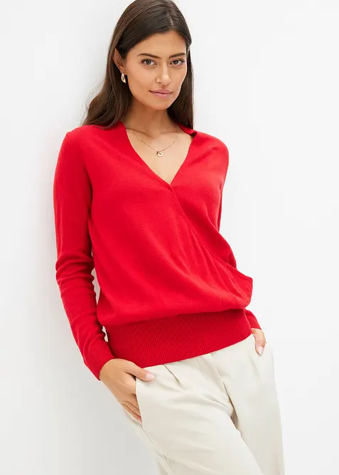 Wickel-Pullover in rot von vorne (im Anschnitt) - bonprix