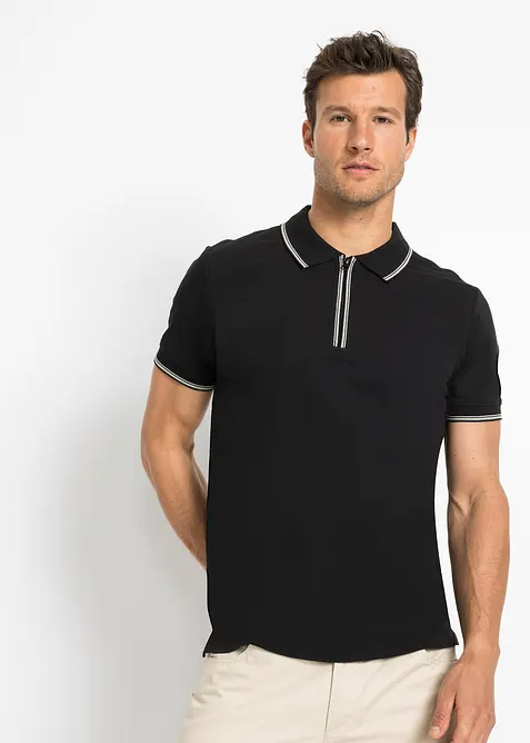 Poloshirt aus robustem Piqué in schwarz von vorne (im Anschnitt) - bonprix