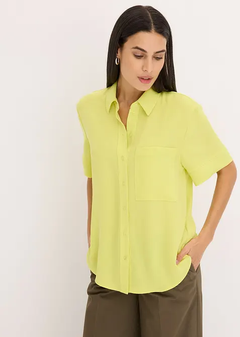 Halbarm-Bluse mit Brusttasche in gelb von vorne (im Anschnitt) - bonprix