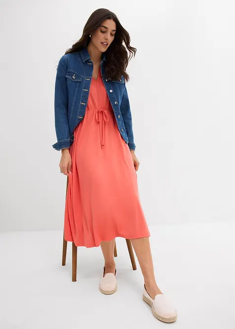 Jerseykleid aus fließendem Viskose-Mix in pink im Look von vorne (Totalaufnahme) - bonprix