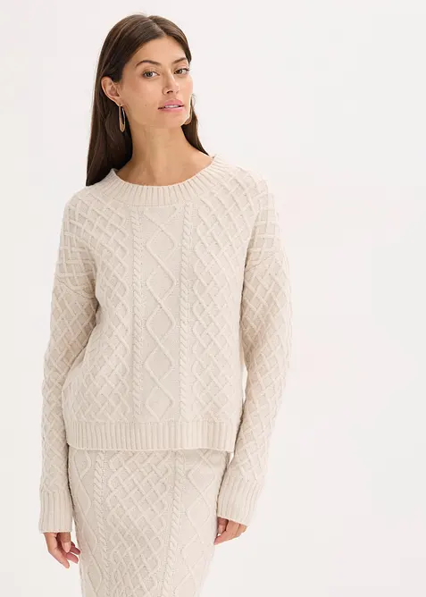 Pullover mit Zopfmuster in beige von vorne (im Anschnitt) - bonprix