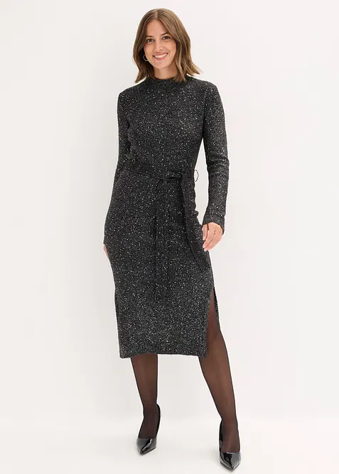 Strickkleid mit Pailletten in schwarz von vorne (Totalaufnahme) - bonprix