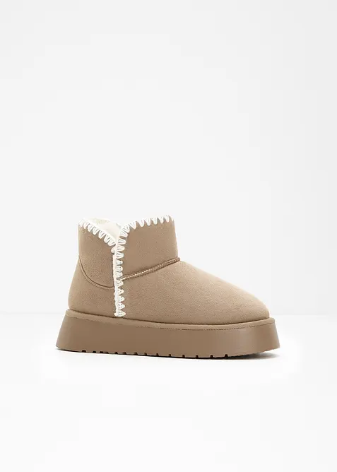 Gefütterte Plateau-Boots in beige - bonprix