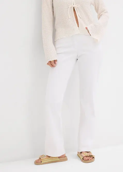 Straight Jeans Mid Waist, Stretch in weiß von vorne - bonprix