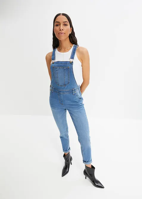 Jeans-Latzhose im Boyfriend-Fit in blau von vorne - bonprix