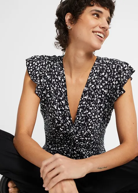 Shirt aus Viskose-Mix in schwarz von vorne (im Anschnitt) - bonprix