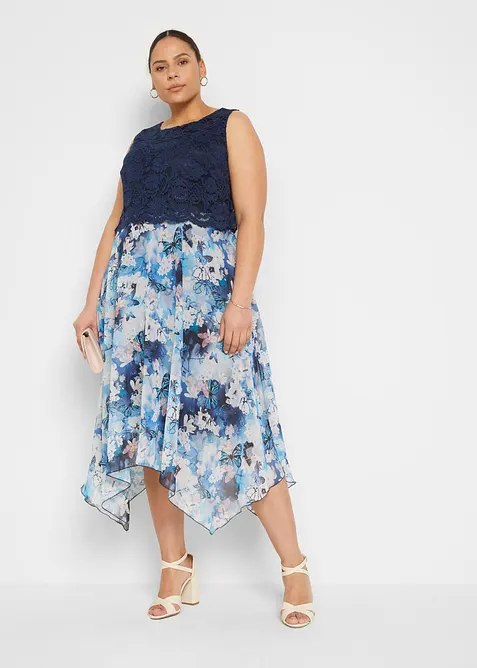 Chiffonkleid mit feiner Spitze in blau von vorne (Totalaufnahme) - bonprix