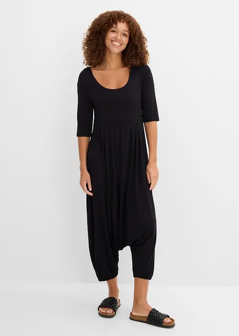 Jersey-Jumpsuit aus fließendem Viskose-Mix in schwarz von vorne (Totalaufnahme) - bonprix