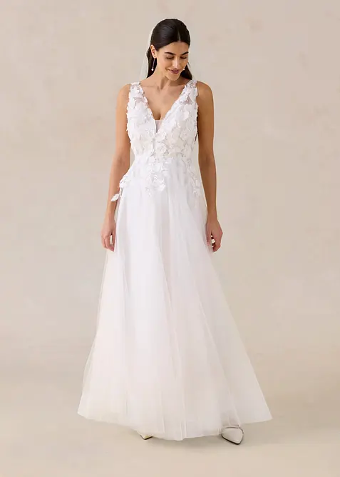 Maxikleid aus zartem Tüll mit Blumen-Applikation in weiß von vorne (Totalaufnahme) - bonprix
