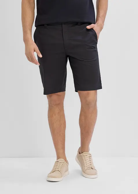 Stretch-Bermuda in leichter Papertouch-Qualität in schwarz von vorne - bonprix