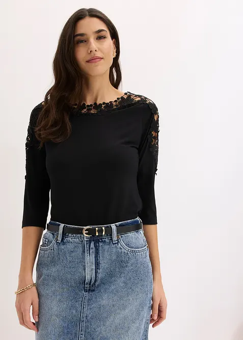 Shirt mit Häkeleinsatz und kurzem Arm in schwarz von vorne (im Anschnitt) - bonprix