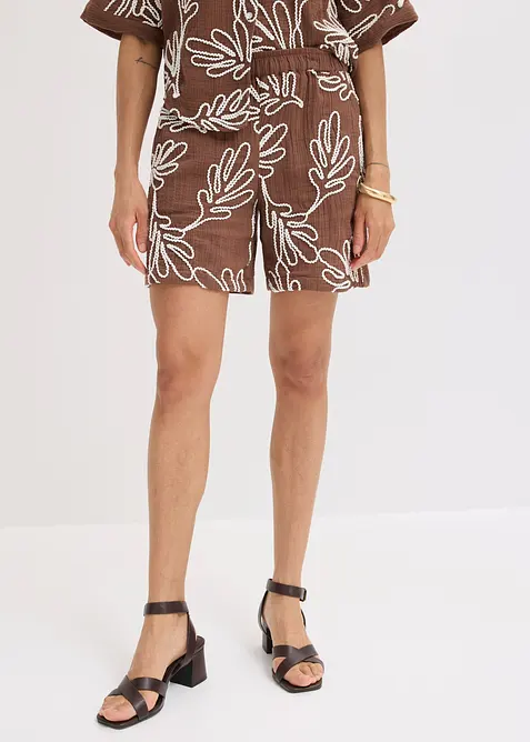 Shorts aus reiner Baumwolle mit Stickerei in braun von vorne - bonprix