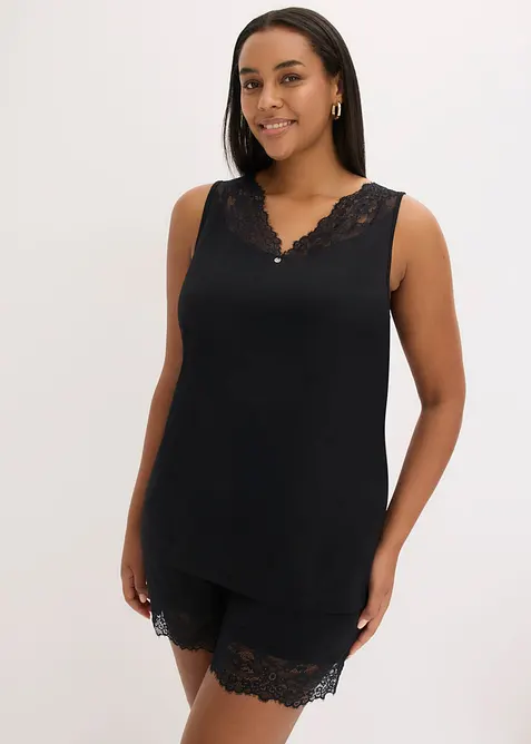 Shorty aus softem Viskose-Mix in schwarz von vorne (Totalaufnahme) - bonprix