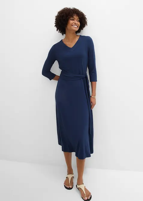 Viskose Jerseykleid in blau von vorne (Totalaufnahme) - bonprix