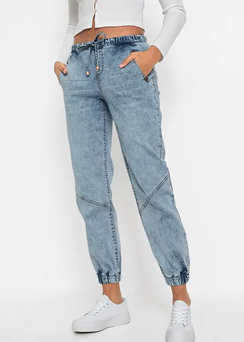 Jogg Jeans Mid Waist, stretch in blau von vorne - bonprix