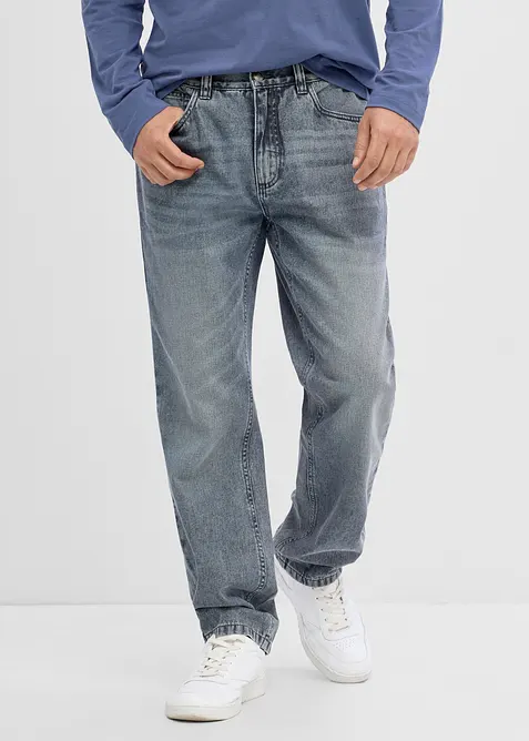 Classic-Fit-Jeans, Straight in blau von vorne - bonprix