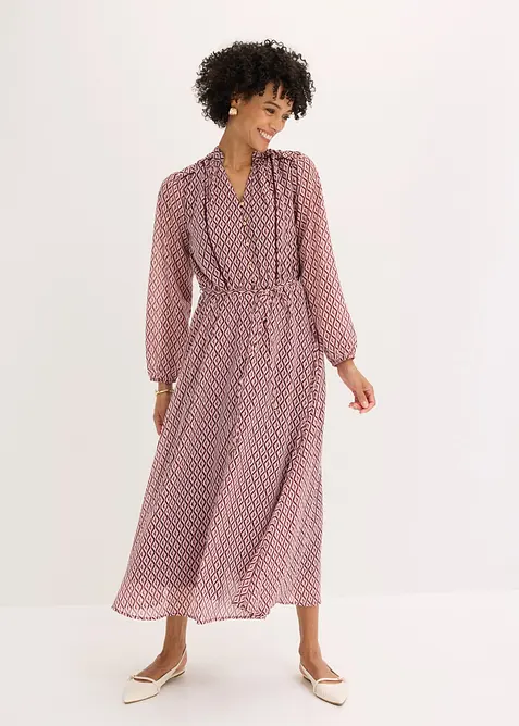 Chiffonkleid mit Kontrast-Pipings in lila von vorne (Totalaufnahme) - bonprix