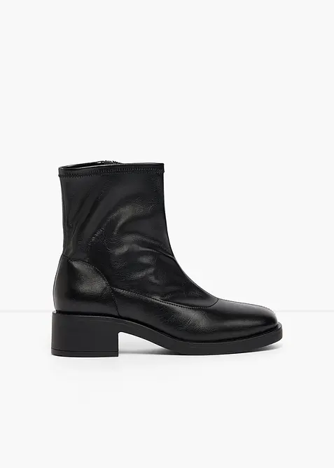 Boots mit flexiblem Schaft in schwarz - bonprix