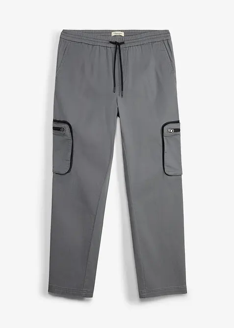 Regular Fit Cargohose mit praktischen Taschen, Straight in grau von vorne - bonprix