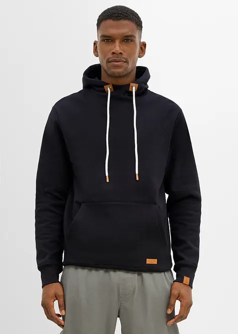 Hoodie aus weichem Baumwoll-Mix in schwarz von vorne (im Anschnitt) - bonprix