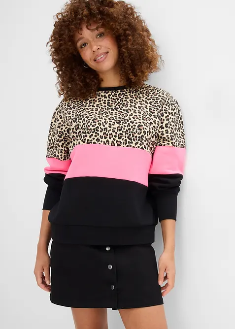 Sweatshirt aus Baumwoll-Mix in schwarz von vorne (im Anschnitt) - bonprix
