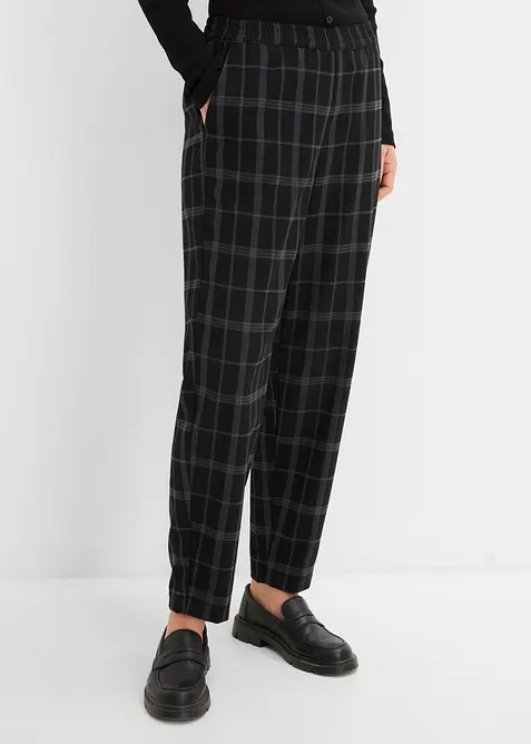 Barrel-Hose aus weichem Viskose-Mix in schwarz von vorne - bonprix
