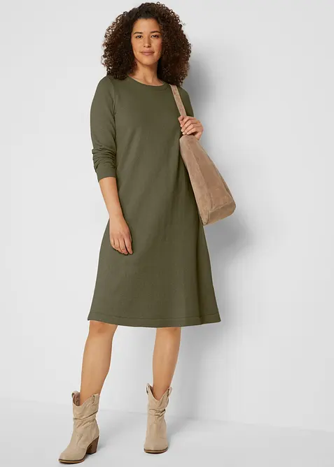Strickkleid mit recycelter Baumwolle in grün im Look von vorne (Totalaufnahme) - bonprix