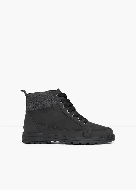 Schnürboots mit Profilsohle in schwarz - bonprix