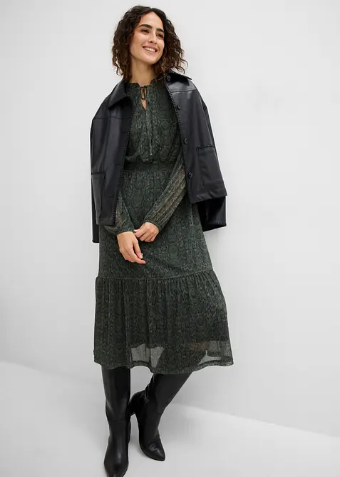 Jerseykleid aus feinem Mesh in grün im Look von vorne (Totalaufnahme) - bonprix
