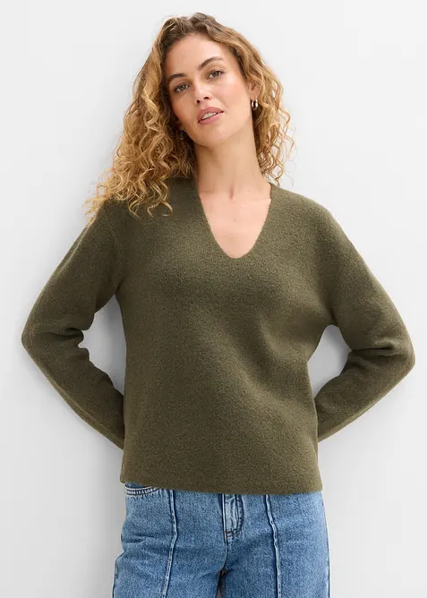 Pullover mit V-Ausschnitt in grün von vorne (im Anschnitt) - bonprix