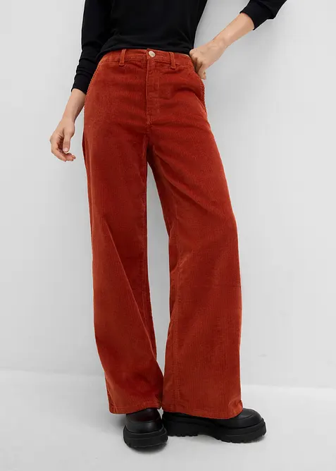 Cordhose aus Baumwoll-Stretch in braun von vorne - bonprix