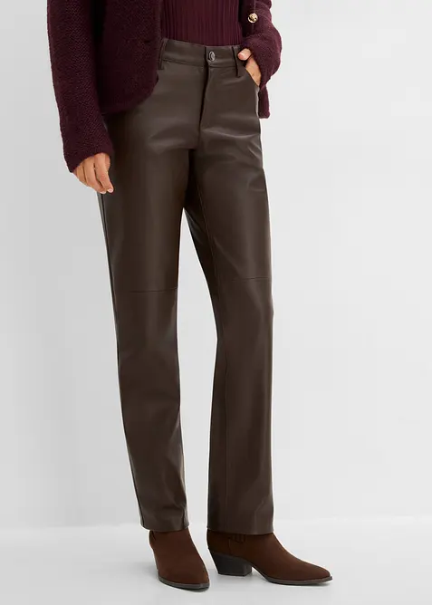 Lederimitat-Hose mit Bequembund in braun von vorne - bonprix
