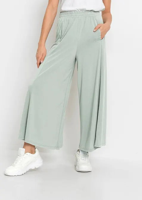 Jersey-Culotte mit weitem Bein in grün von vorne - bonprix