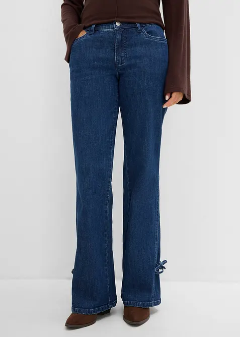 Bootcut-Jeans Mid Waist in blau von vorne - bonprix