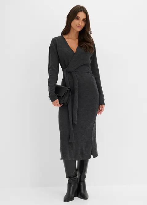 Midi-Strickkleid in grau im Look von vorne (Totalaufnahme) - bonprix